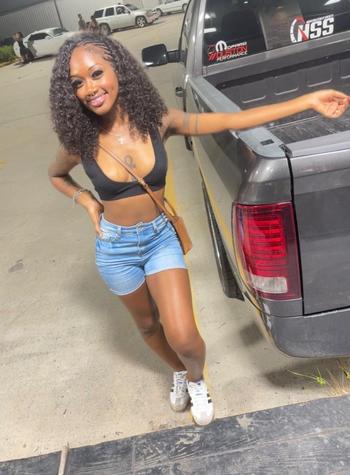 Keke , 24  female escort, Meridian